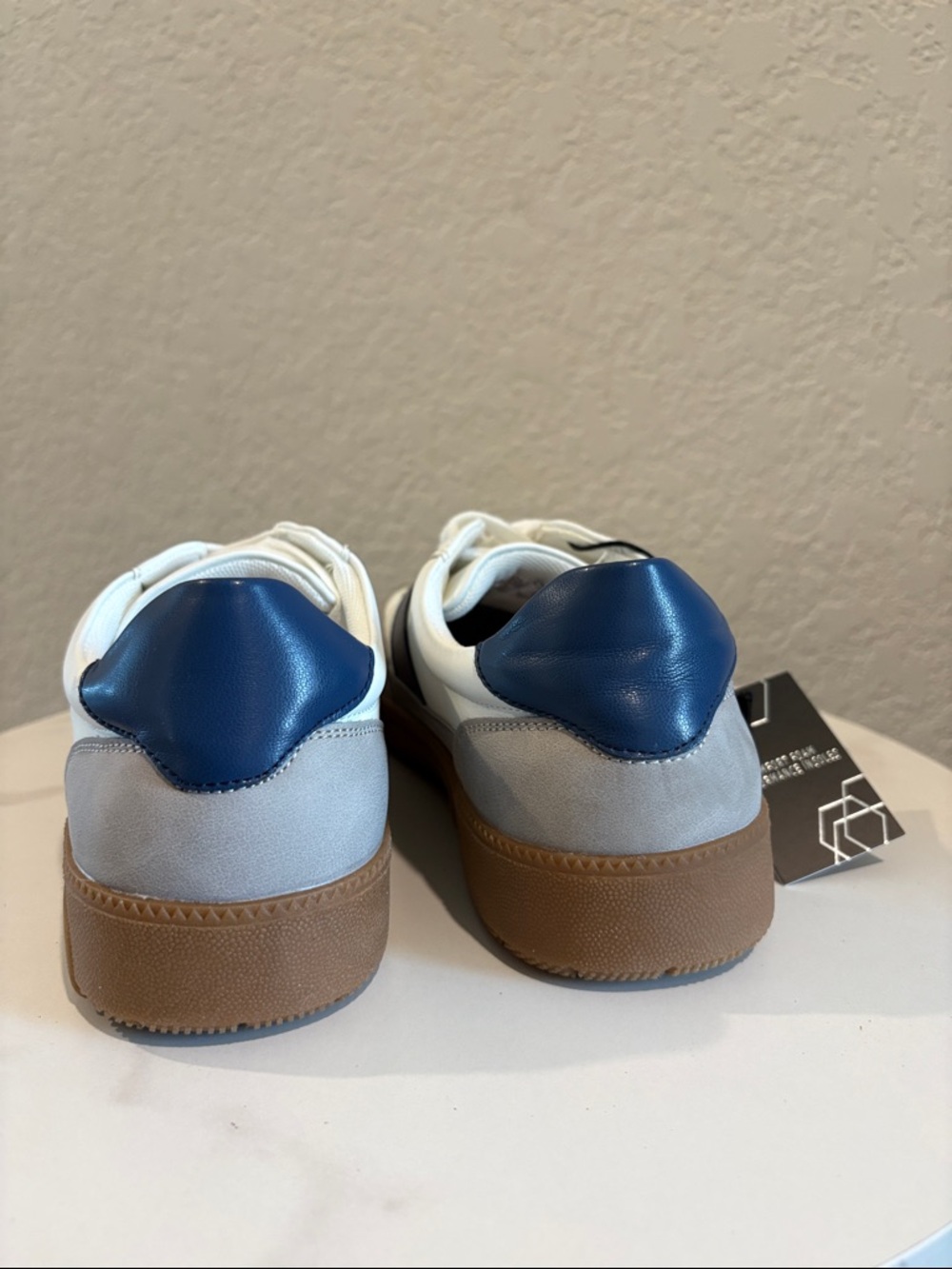 NWT Madden NYC Size 8 Men’s Blue & White Casual Sneakers - Picture 4 of 7